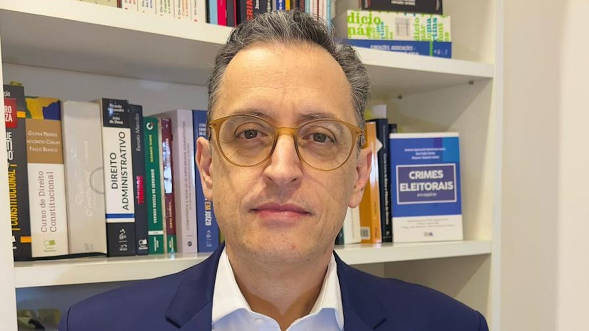 A devassa da intimidade, as ilegais violações no caso Vorcaro e o linchamento moral de uma mulher inocente