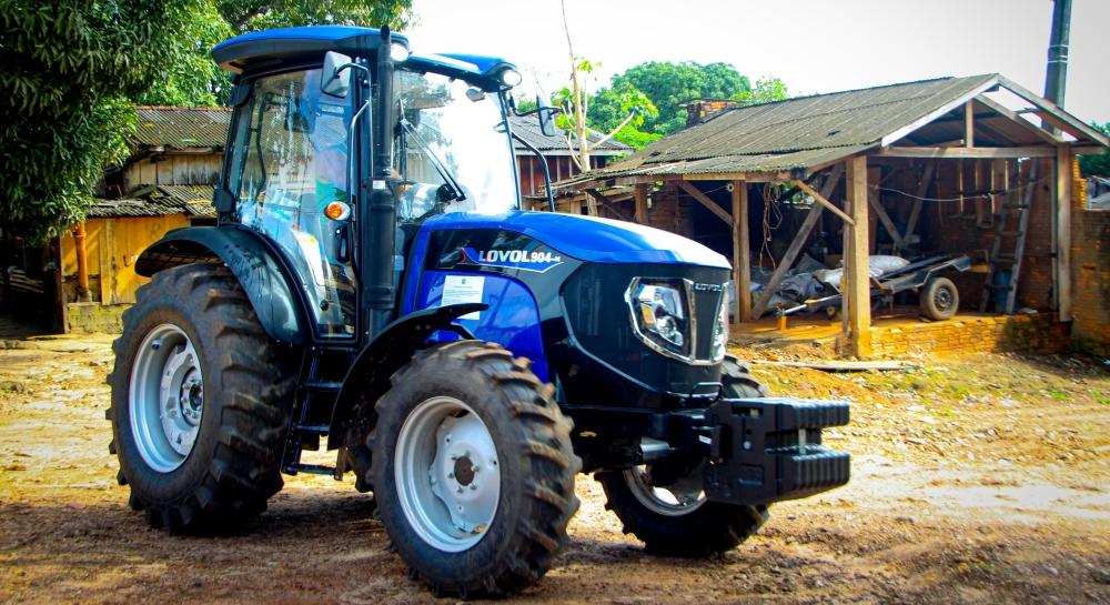 Alero no Agro: emenda da Assembleia fortalece produção rural com trator em Alvorada D’Oeste
