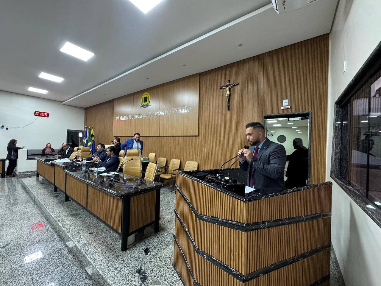 CASO GRAVE – Vereador Fernando Silva relata ameaça contra ele e os filhos após expor problemas enfrentados pela PM