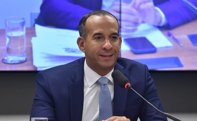 Comissão debate falta de manutenção e segurança em trecho da BR-116 em São Paulo