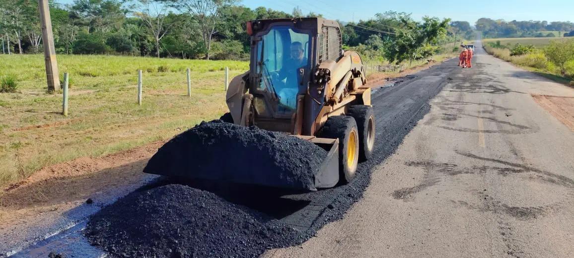 Deputado Alan Queiroz apresenta indicação para realização de obras de recuperação na RO-370