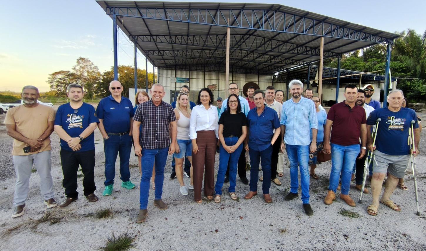 Ezequiel Neiva anuncia início das obras de ampliação do barracão da Aamirom, em Rolim de Moura