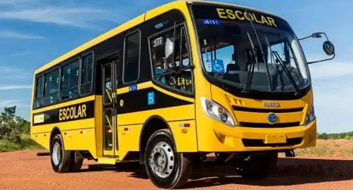 Em pleno século 21, alunos ficam sem transporte escolar: onde estão o Executivo e o Legislativo de Porto Velho?