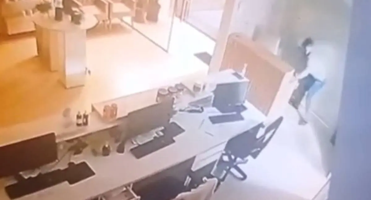 Ladrão é preso durante furto em farmácia de manipulação na zona sul