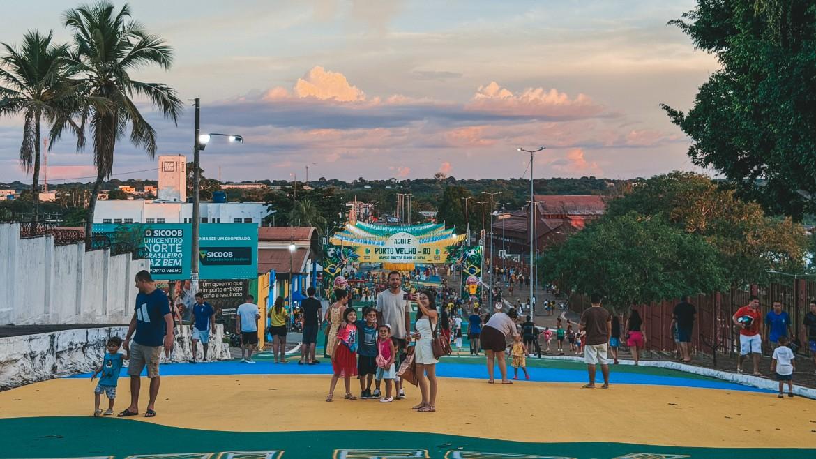 Rua do Hexa terá dois telões, brinquedos e shows musicais na torcida pelo Brasil