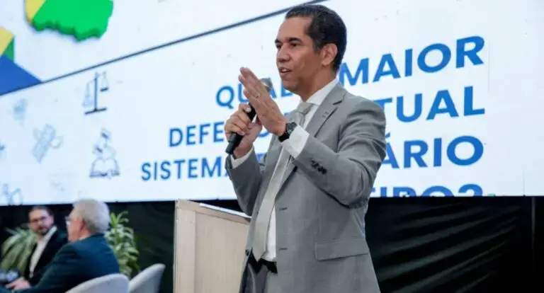  Experiência, diálogo e resultados reforçam a pré-candidatura de Luís Fernando ao Senado 