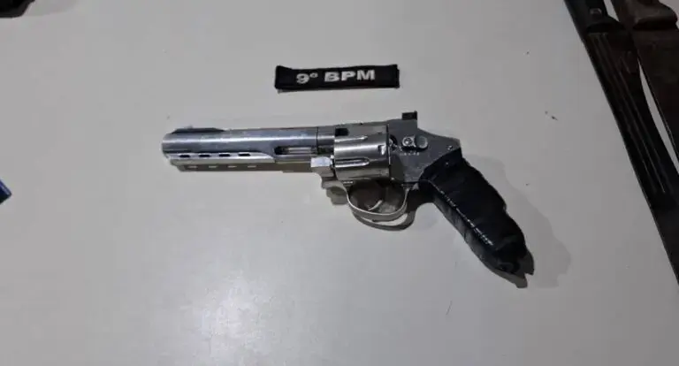  Homem é preso por embriaguez ao volante após portar simulacro de arma em Porto Velho 