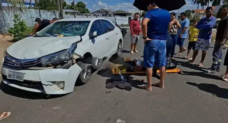  Mulher fica gravemente ferida após acidente entre bicicleta elétrica e carro em Rondônia 