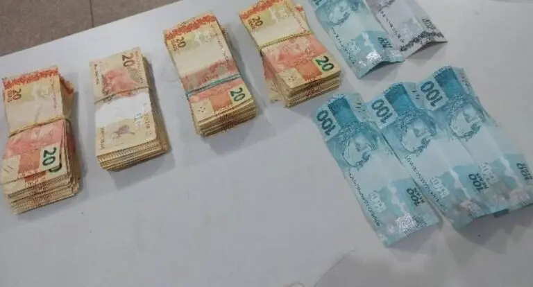 Policiais militares apreendem um quilo de haxixe e prendem duas mulheres durante operação em RO