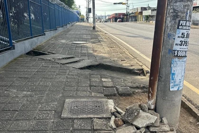 Vereador Zé Paroca cobra recuperação de calçada na Avenida Calama
