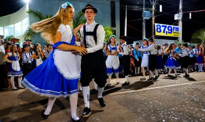 Com apoio de Ezequiel Neiva, cultura pomerana ganha força em Espigão do Oeste