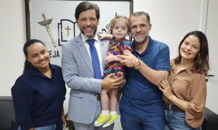Delegado Camargo recebe famílias e reforça mobilização em defesa de crianças cardiopatas em Rondônia