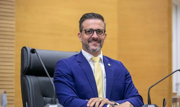 Deputado Lucas Torres solicita áreas exclusivas para embarque de aplicativos em hospitais e delegacias