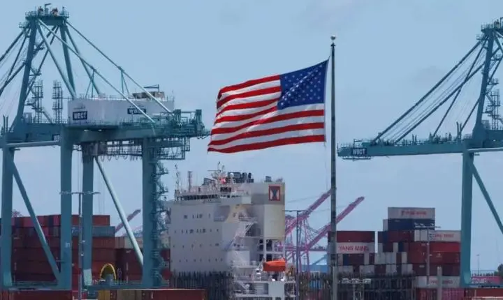 Grupo de 25 estados dos EUA contestam tarifas de Trump