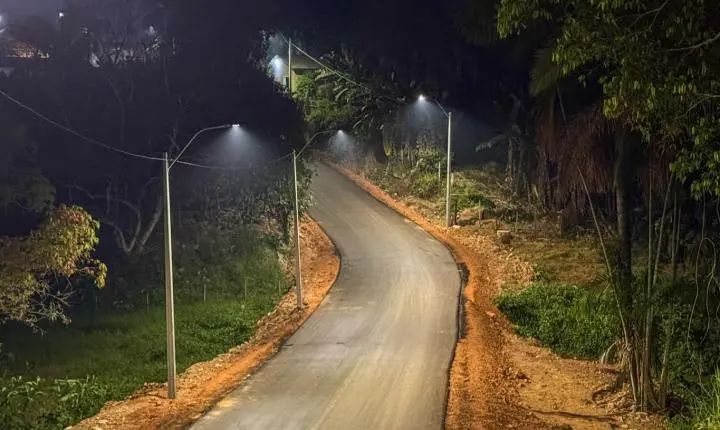Iluminação 100% em LED chega a Rua Canhoto da Paraíba oferecendo mais segurança aos moradores