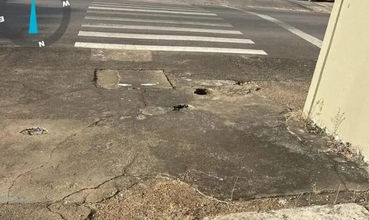 Zé Paroca cobra proteção em boca de lobo e alerta para riscos no bairro Liberdade